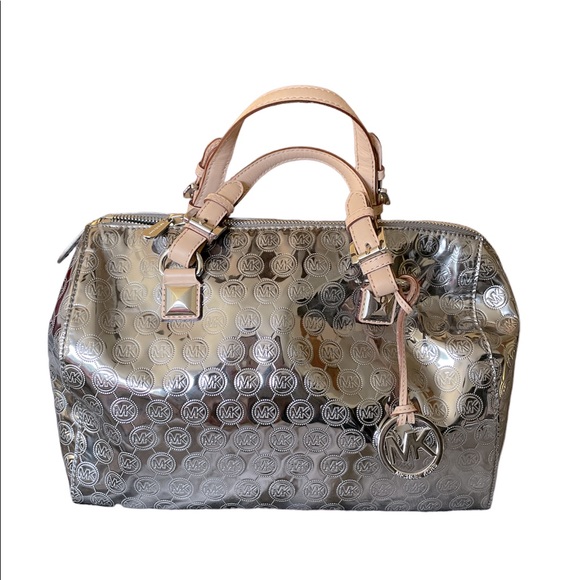 Michael Kors Handbags - Michael Kors Grayson satchel